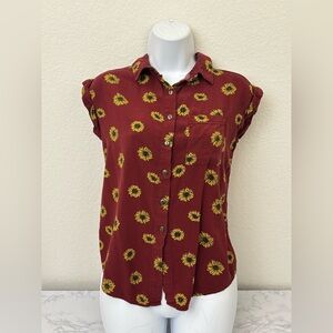 No Boundaries Floral Blouse Shirt Juniors XS Button Down Sunflower Red Top​